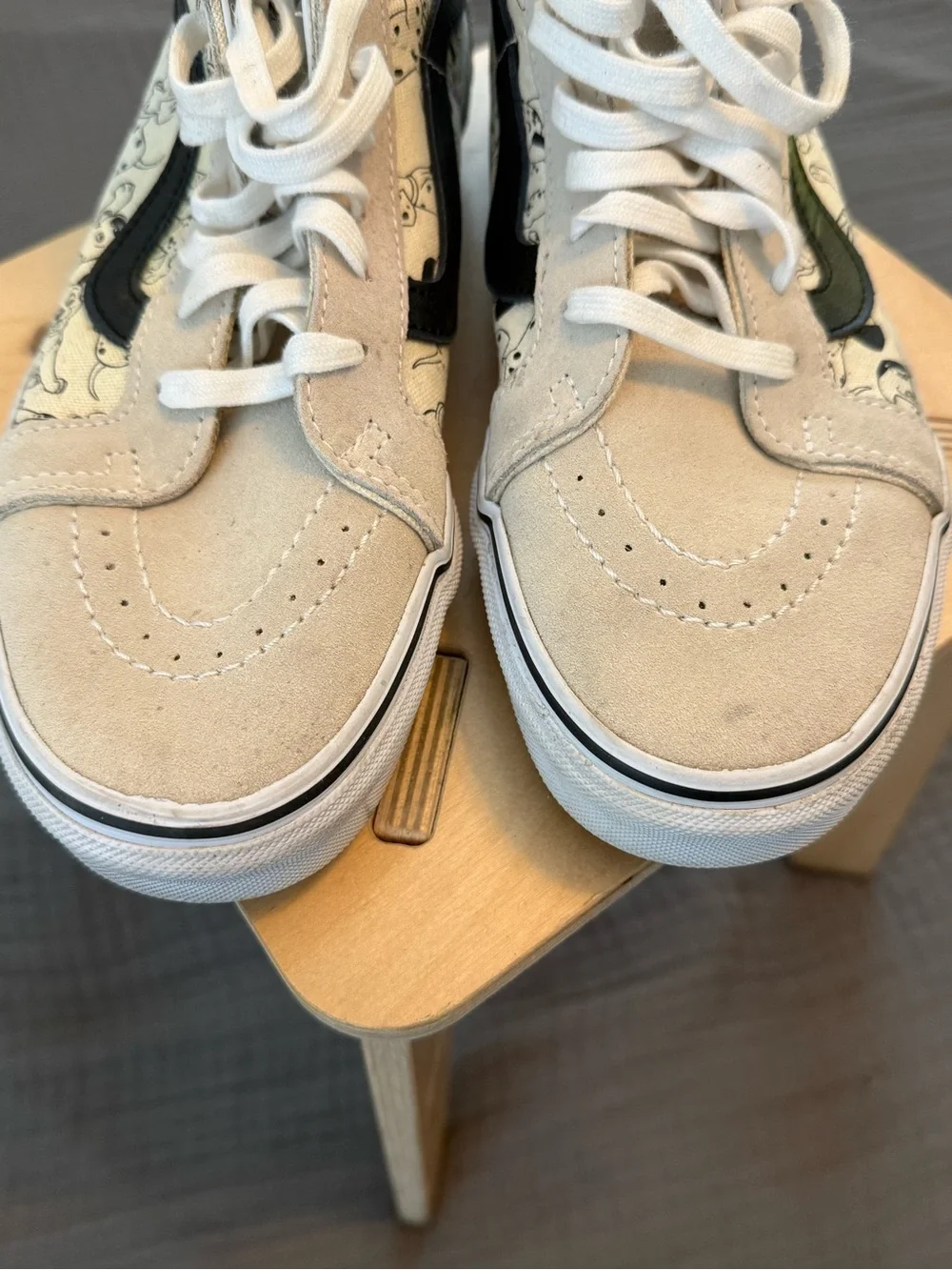 Vans 101 Dalmatians High-Top Skate Shoes - Cream/Black like New